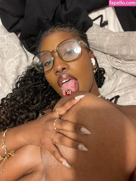 Imacow star nudes pic