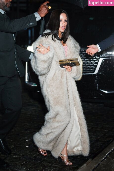 lesbian milf onlyfans naked img