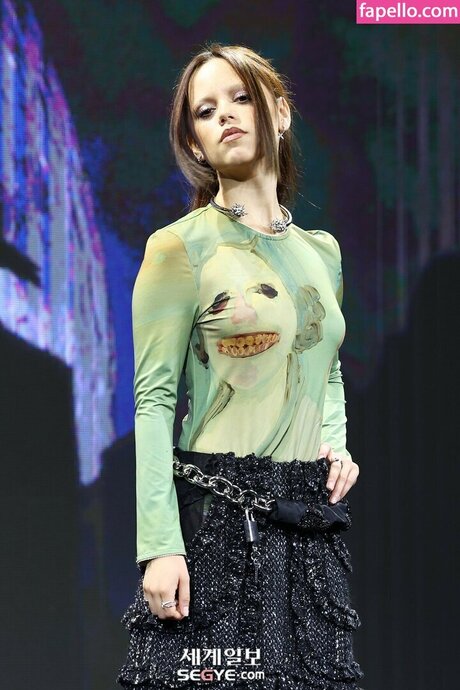 teacher milf onlyfans hot porn picture