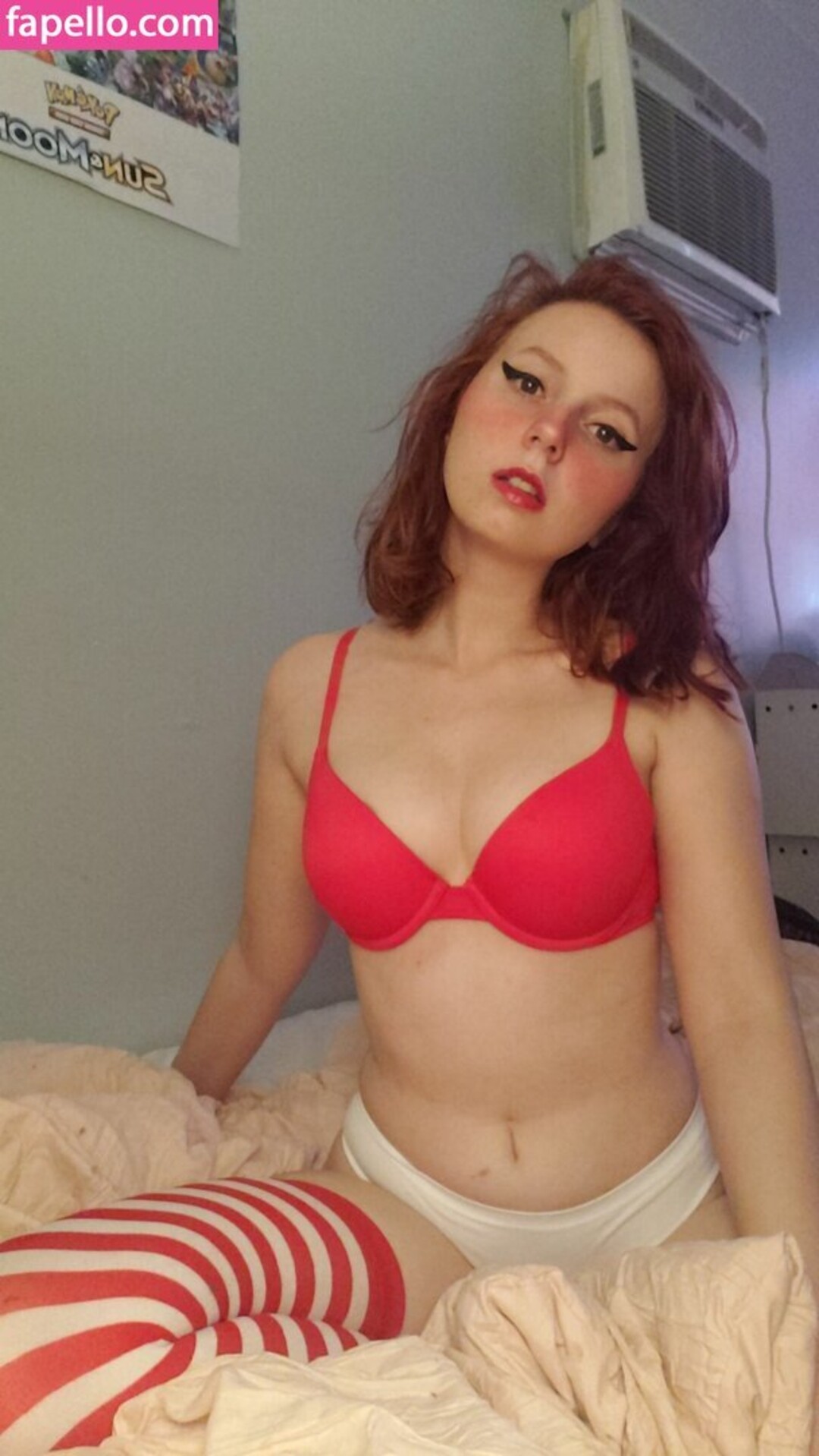Jessicahenlo star hot image