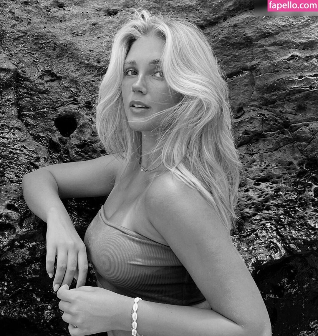Lara Spengler star exclusive galleries