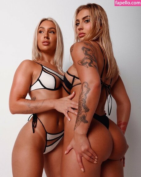 Hbro And Johnny porn model img