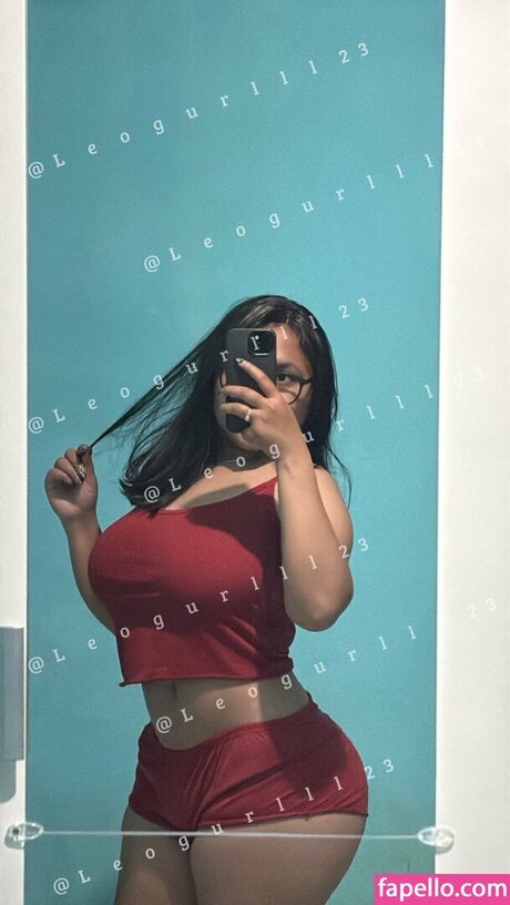 Leogurlll23 adult model pic