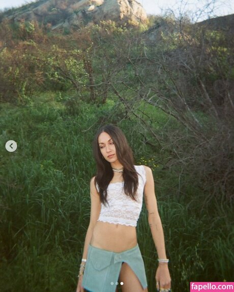 Meg DeLacy art star picture