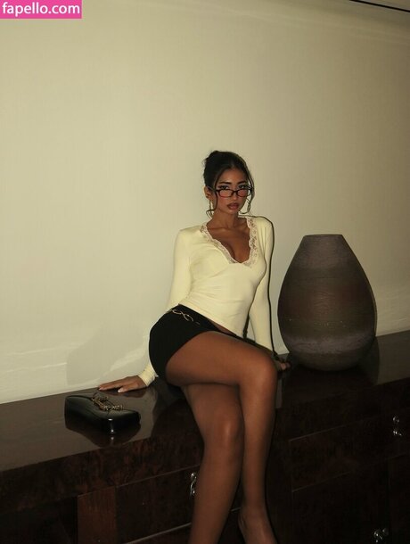 busty teen onlyfans hot sexy images