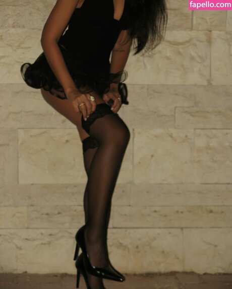 Iffat Marash pornstar perfect photo