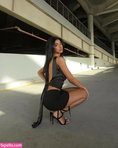 Iffat Marash exclusive actress pics