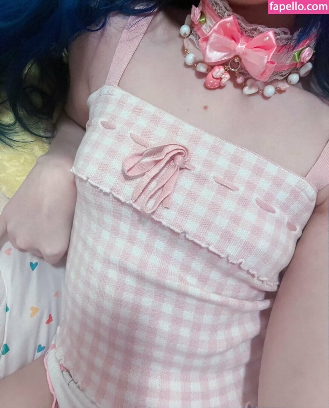 LittleNiiVT nude pornstar image