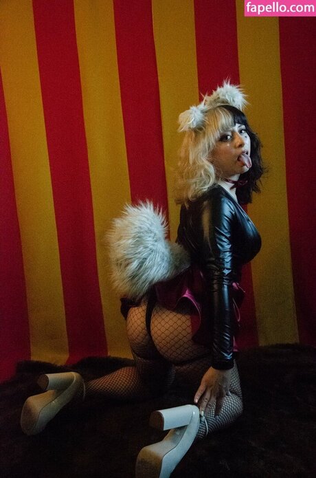 CubeCosplay best model image