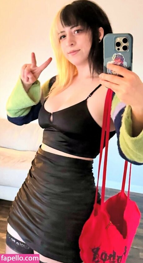 CubeCosplay high quality star photos