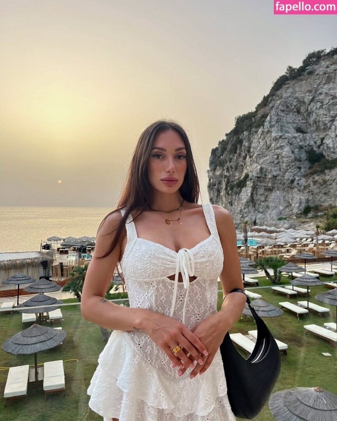 chubby small tits onlyfans free naked photo