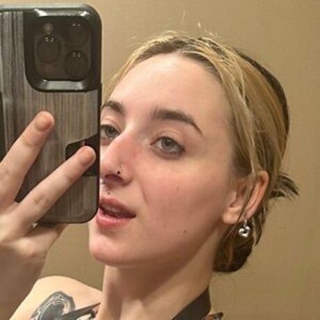 Myst1cnympho art actress archive