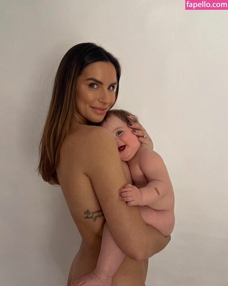 Jessica Shears exclusive model images