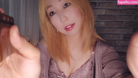 Nalbi ASMR model adult picture