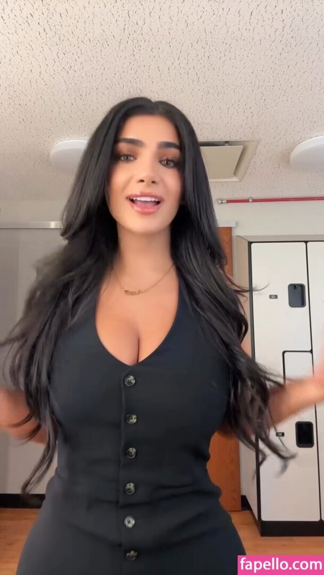 Zenoviajafar xxx actress gallery