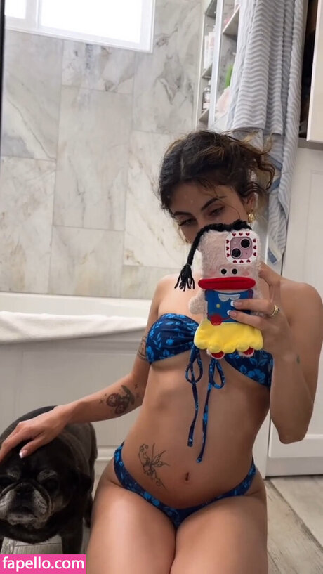 Iggybellyy pornstar pretty photo