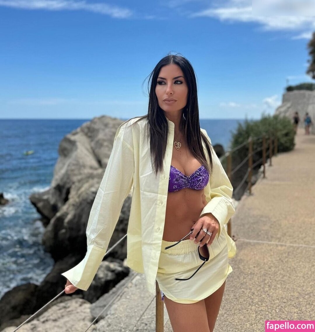 shemale handjob onlyfans free porn gallery