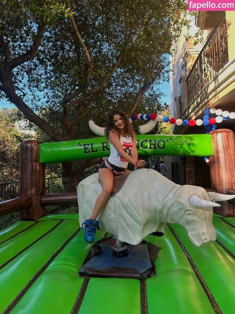 black hair milf onlyfans nudes pictures