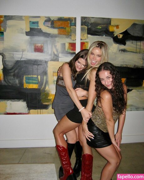 Alexa Blair Robertson perfect actress galleries