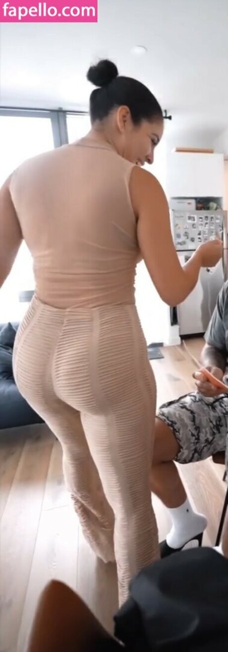 hung shemale onlyfans pornographic images