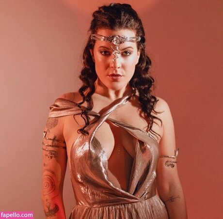 Mama Casquet porn actress pictures