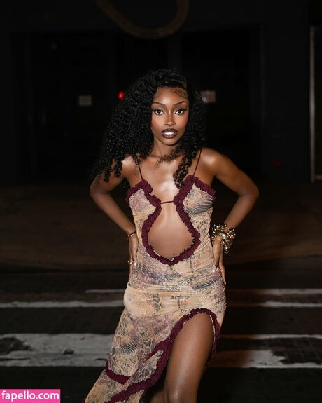 Coco Watson best model images