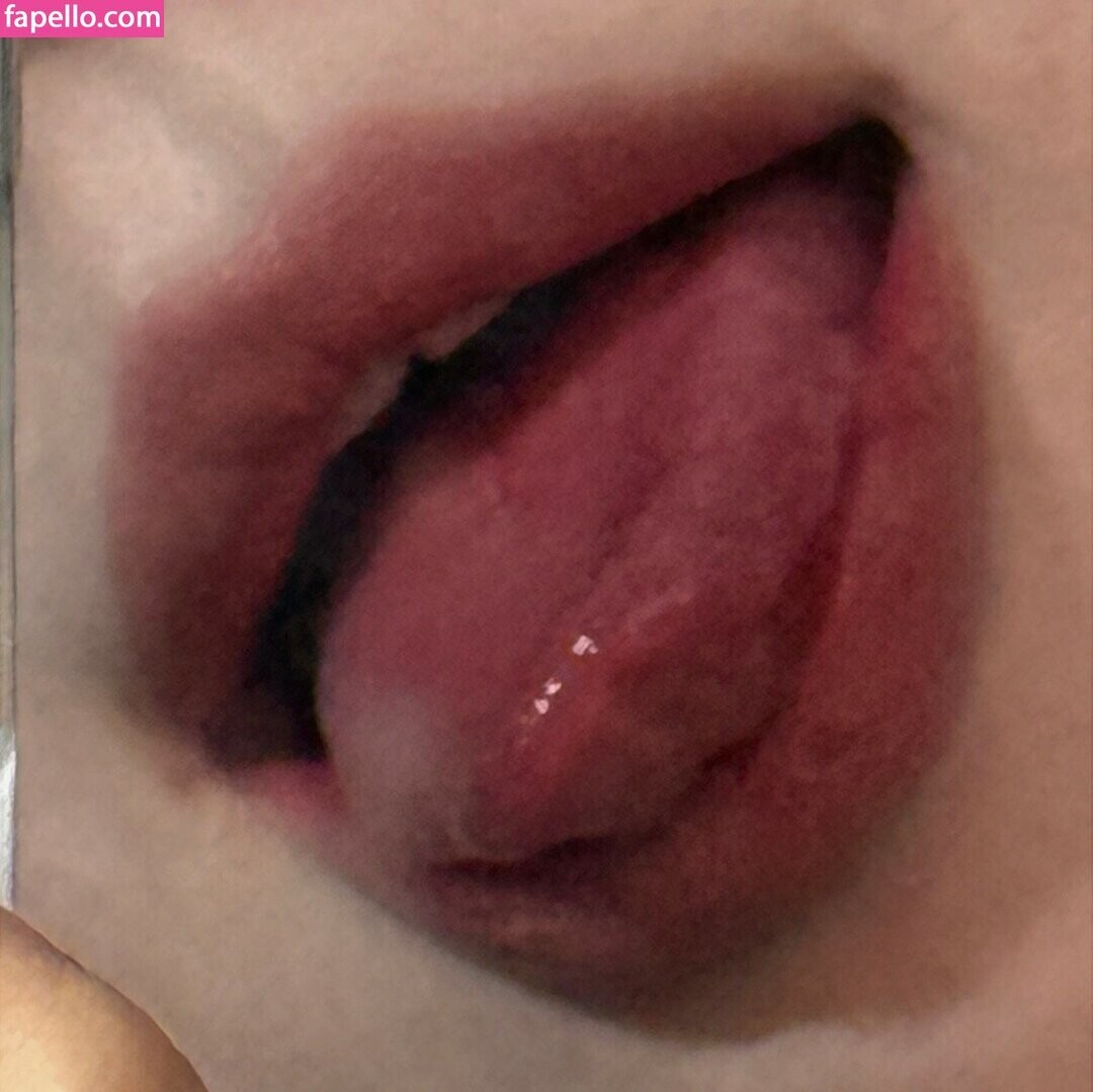kinnjust xxx pornstar img