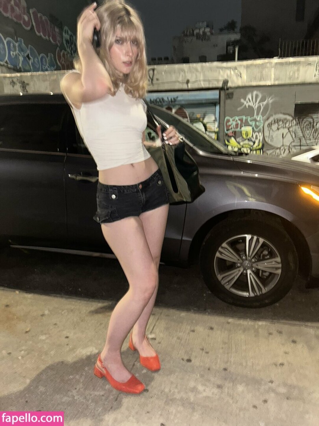 Squirtstain high quality pornstar pictures