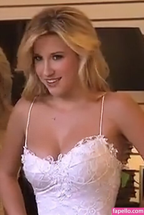 Savannah Chrisley best model galleries