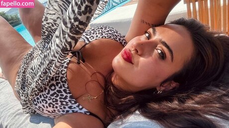 feyzakball pretty model images