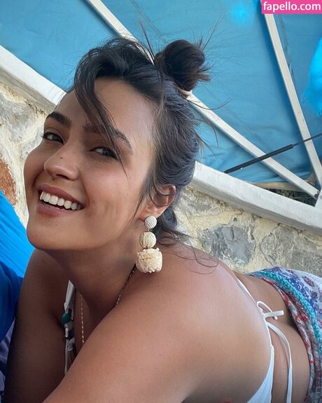 feyzakball model sex photos