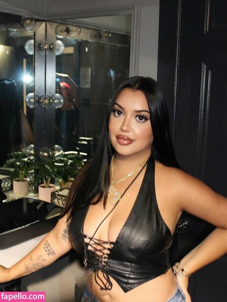 Ariel Sanson star top pictures