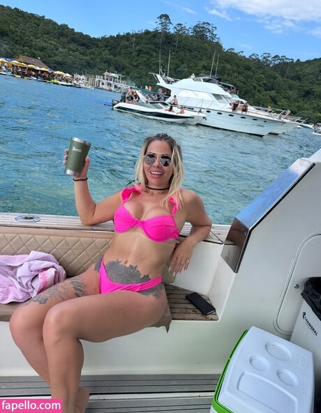 Sheila BellaverICIAL profile image