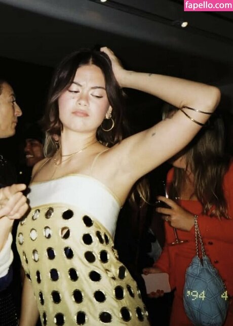 down onlyfans beautiful img