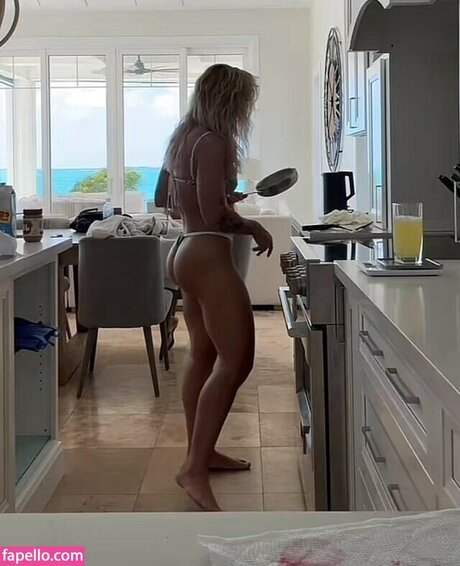 abigailwhhite model high quality picture