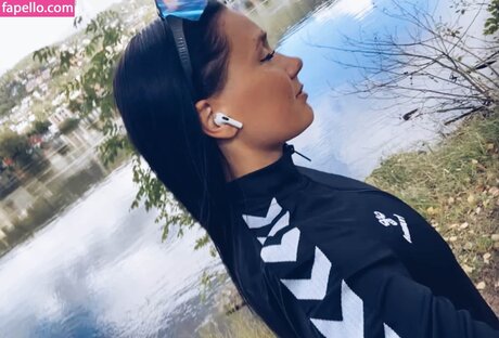 redhead threesome onlyfans beautiful nude pictures