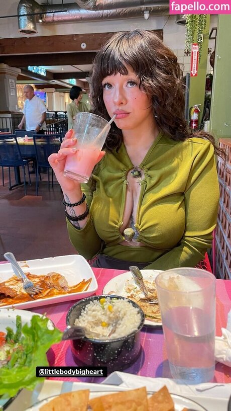 Melanie Martinez pornstar top galleries