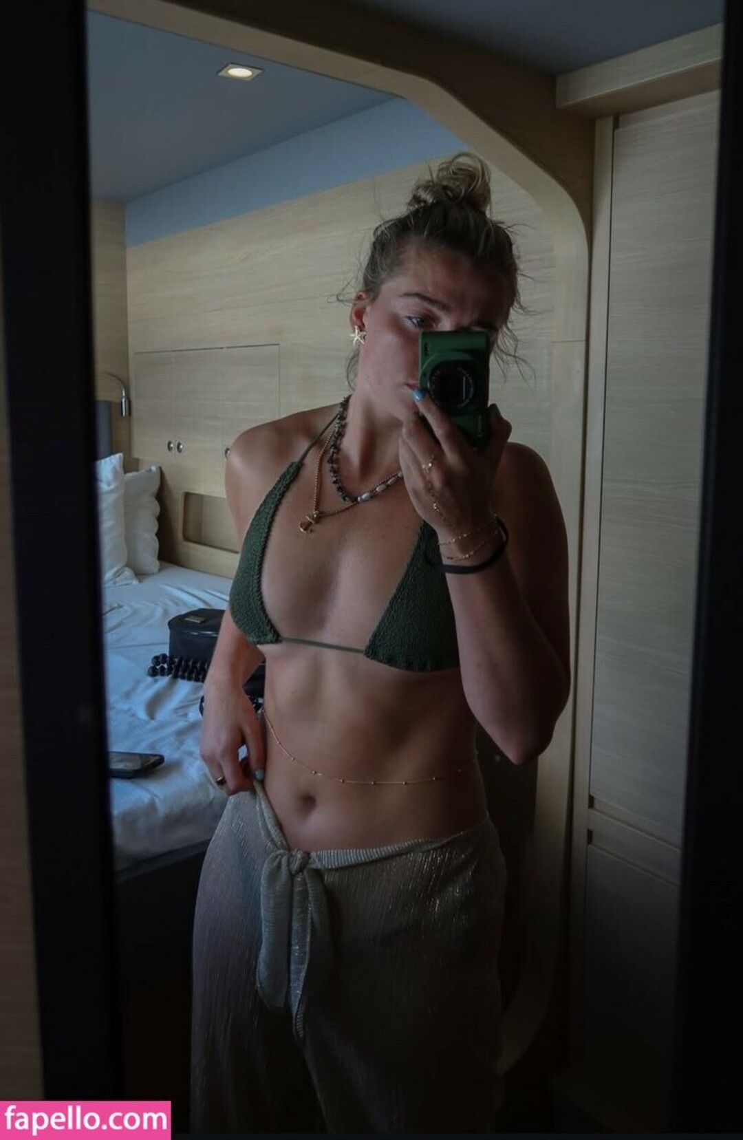 Kaylee Sticker pornstar perfect pic