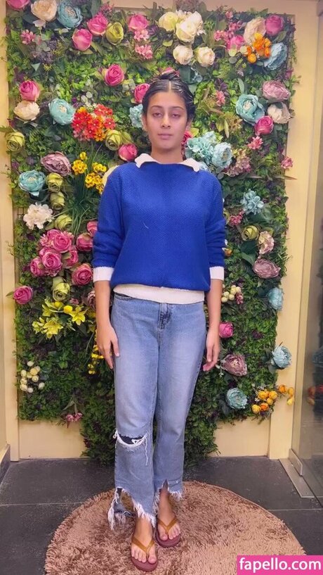 Isha Malviya model nude pictures