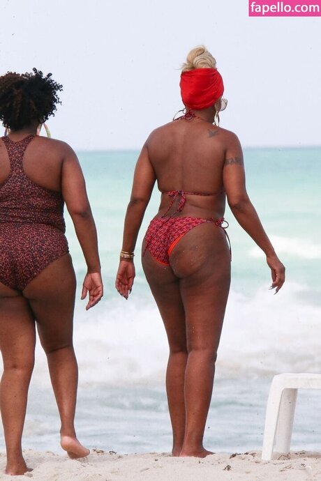 busty teen onlyfans porn pic