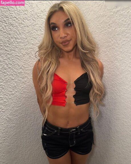 Thea Hail best star gallery