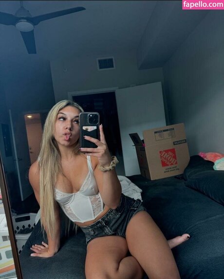 Thea Hail top pornstar picture