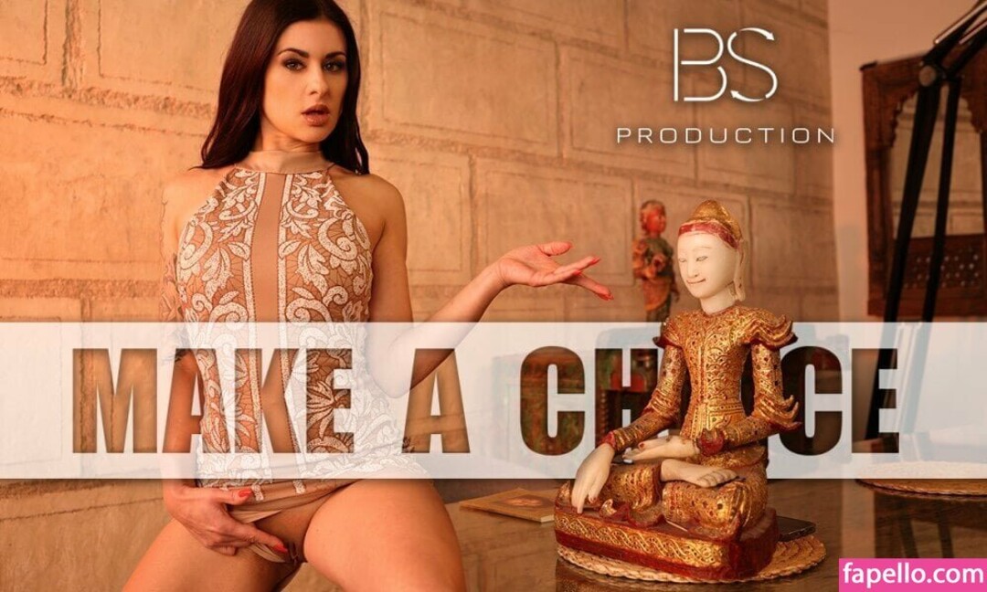 Billie Vr nude pornstar pic