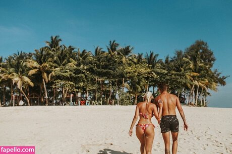 dabbleandtravel pornographic model images