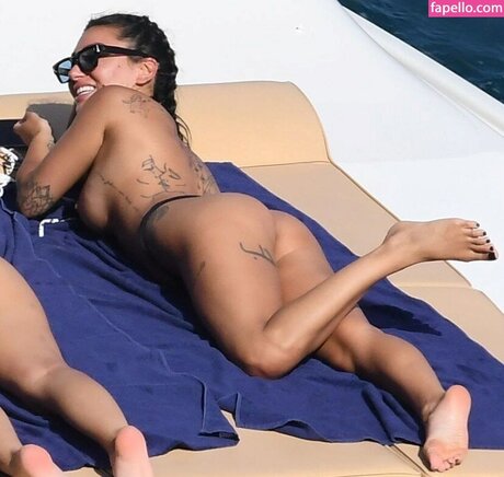 Ella Ding erotic star pics