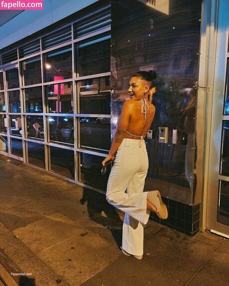 Ella Ding model sex pic