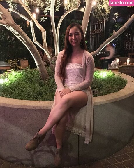 Sophia Phan model perfect picture