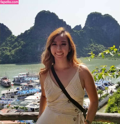 Sophia Phan adult actress galleries