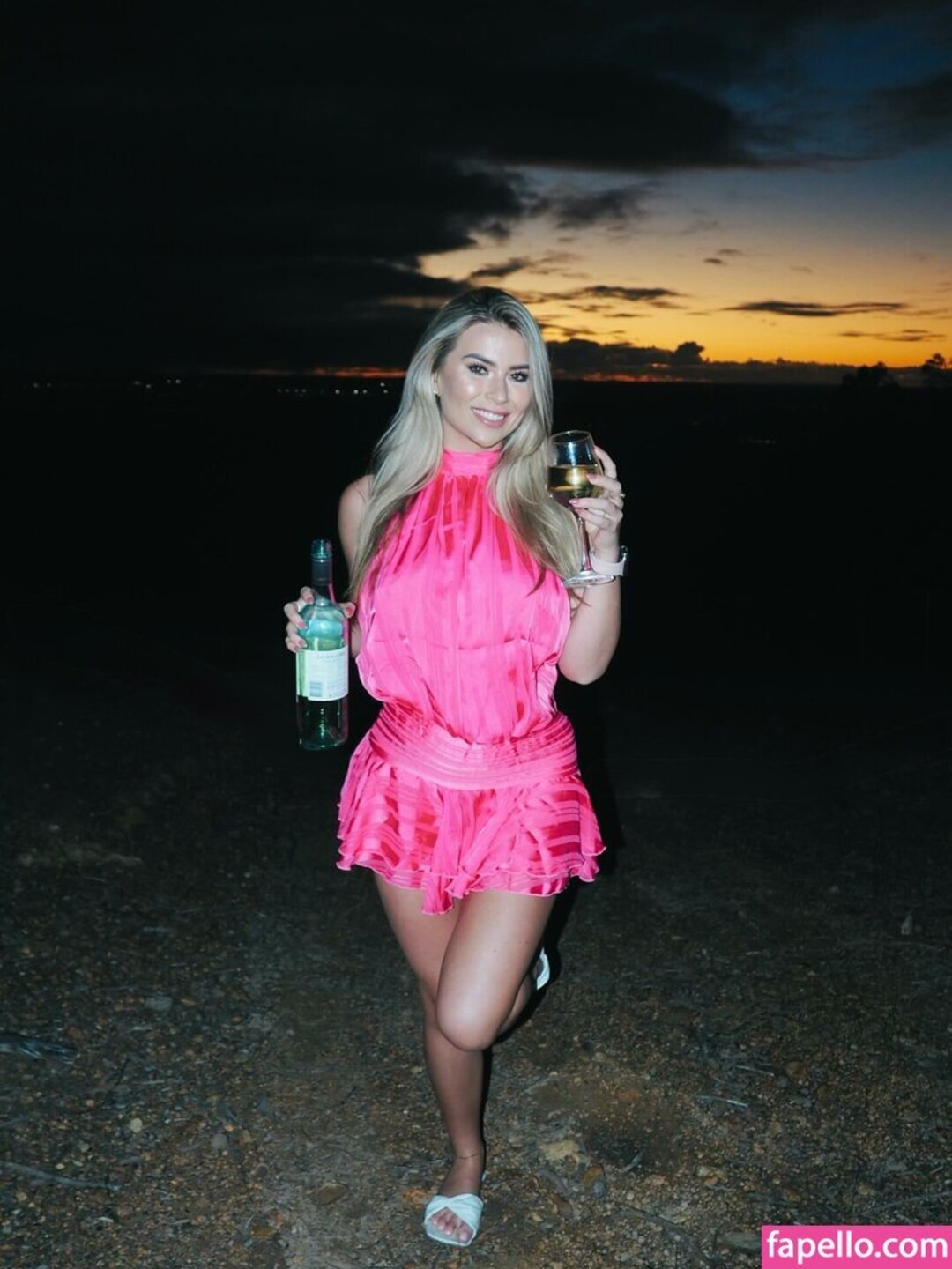 Penny Edwards pretty pornstar image