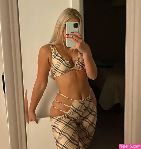 Laura Lucja pornstar exclusive pictures